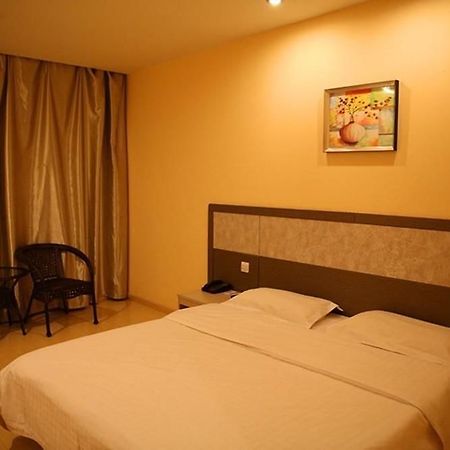 יאנטאי Huiquan Hotel מראה חיצוני תמונה