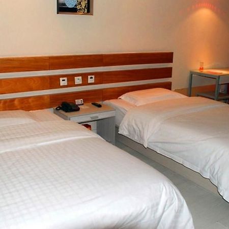 יאנטאי Huiquan Hotel מראה חיצוני תמונה